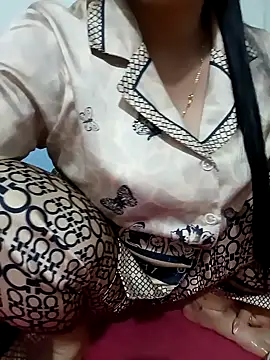 Emily-lonely 在線直播表演