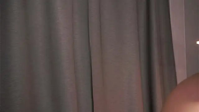 AngeleLuster 即時 XXX 聊天