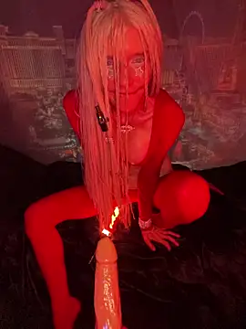 1NikiVegas' Webcam Show