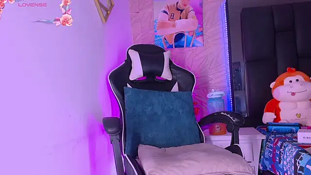 dilan_alfonzo's Live Chat Room