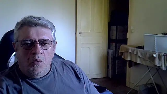 _hippo_ – Live XXX-chat