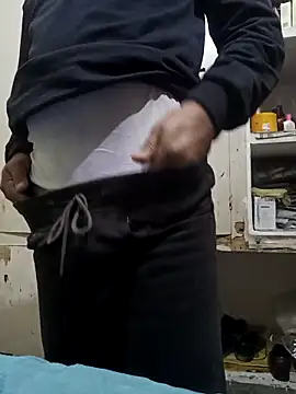 GentlemanX119 – Live XXX-chat