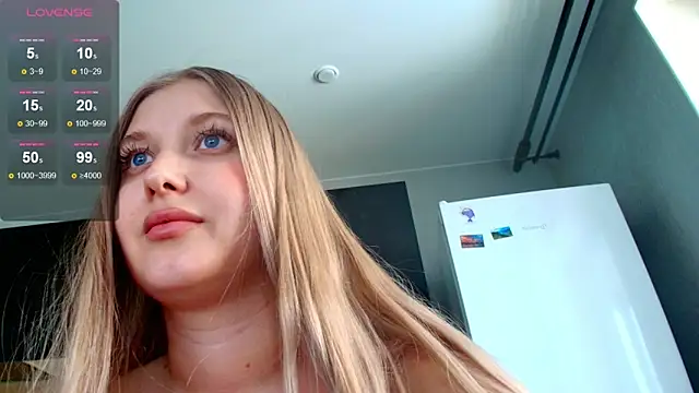 Chat +18 de Adr1ana_ ao vivo