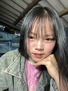 AdamLazis 网络视讯表演