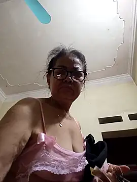 Chat +18 de Hotestlove ao vivo