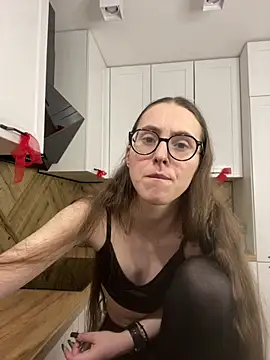 دردشة MartiniiSelenna الجنسية المباشرة