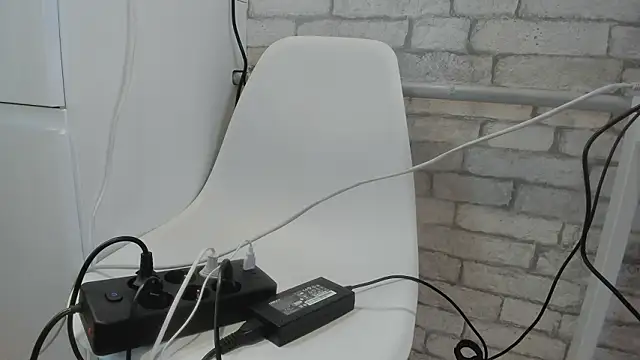 calystrian Live XXX chat