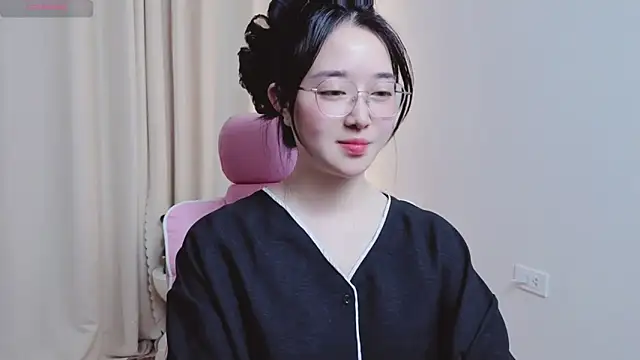 Miu-999 Adlı Modelin Web Kamerası Şovu