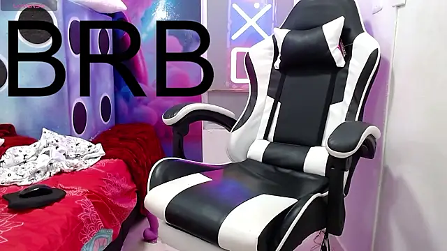 pipe_hot04: διαδικτυακό σόου στην κάμερα