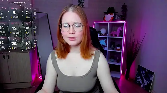 Anny_Twelvetrees' Live Sex Cam Show