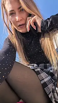 Risky_julia2330 现场XXX聊天