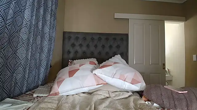 Chat +18 de nanababe1 ao vivo