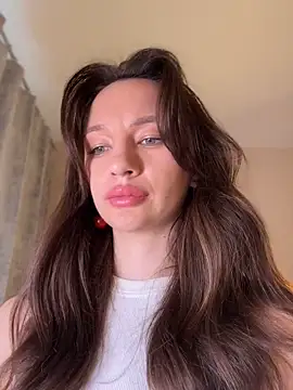 anastassea Adlı Modelin Canlı XXX Sohbeti