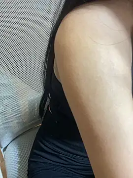 Mina048 在線直播表演