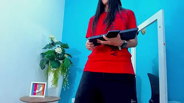 ViictoriiaSaenz – Naživo XXX chat