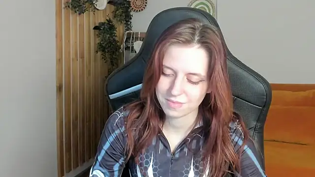 FreyaVey live XXX chat