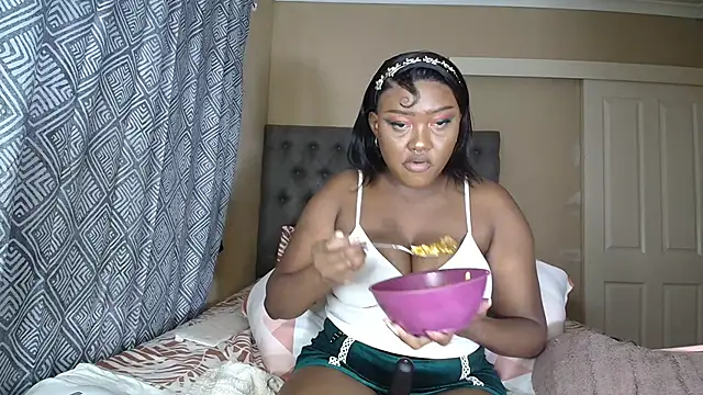 nanababe1 live XXX chat