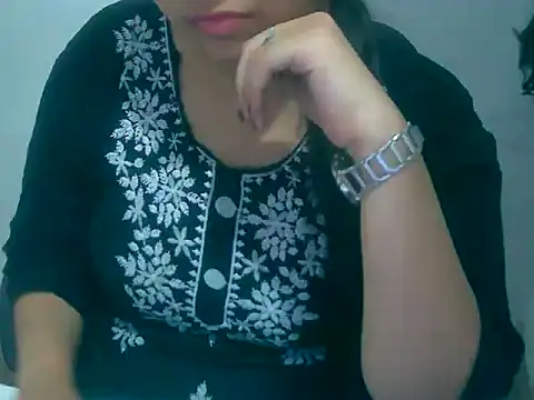 Cute_Aliyaa – Naživo XXX chat