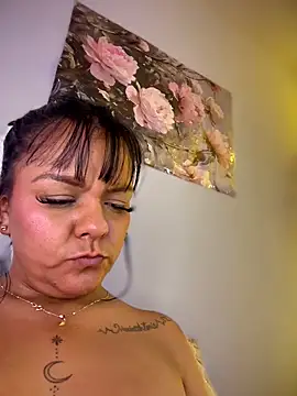 Chat +18 de Your_HoneyXXX ao vivo