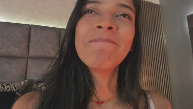 دردشة BrigitteVons الجنسية المباشرة