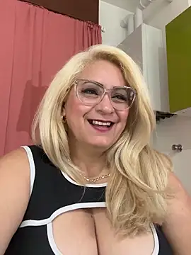 XXX chat uživo modela x_elena_x