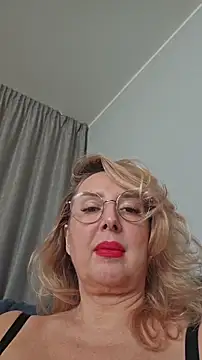 Онлайн чат XXX MariaRichi_