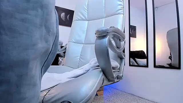 Tommas_Jhonson's Live XXX Chat