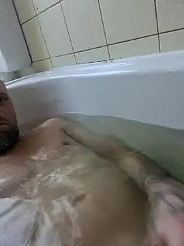 Ladyshaker82 Webcamshow