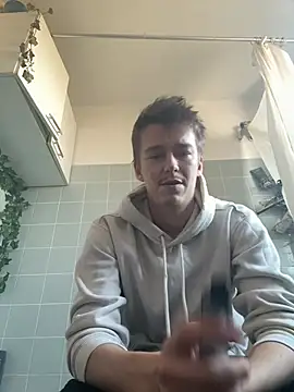 XXX chat uživo modela Toyjungee