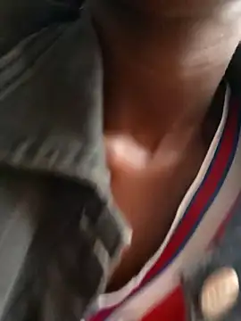 Chat +18 de Swirly_blac ao vivo