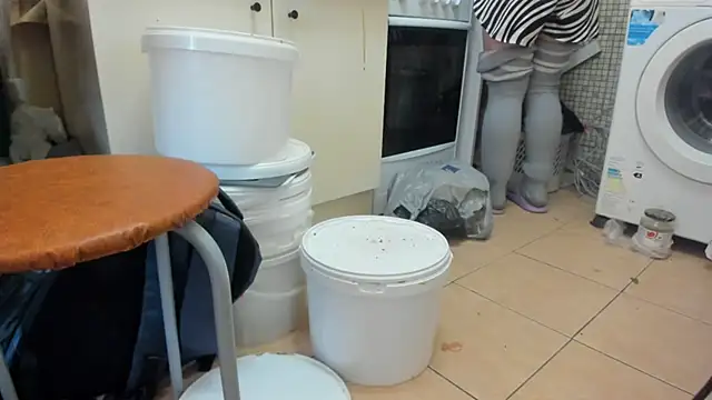 Queen_Sport Obrolan Langsung XXX