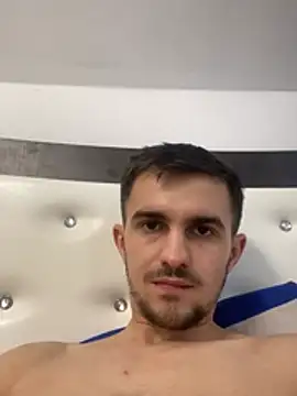 Demonpull69 Adlı Modelin Canlı XXX Sohbeti