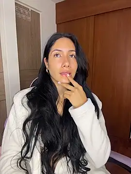 ArianaReynoldss Live XXX-Chat