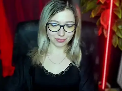 loveHeidi's Live XXX Chat