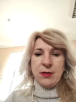 AhlyssaLove1155のライブXXXチャット