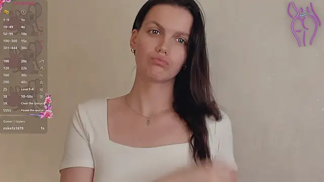 AnnettWildin's Live XXX Chat