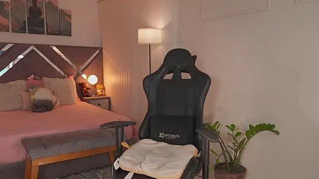 Živý XXX chat KateOwens