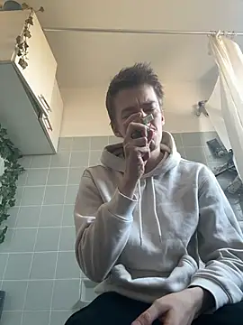 Chat XXX ao vivo de Toyjungee