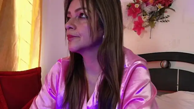 Carol_Miss2 Chat XXX live