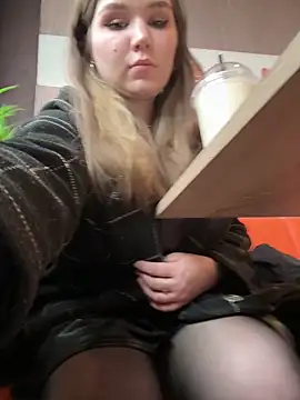 PumaShyXDn Live XXX chat