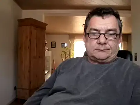 Nobbie444 Live XXX-Chat