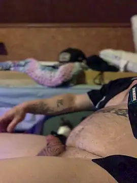 Ldnick69 Show in webcam