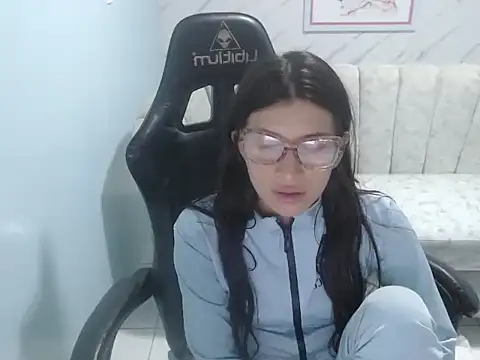 mila_t_ 网络视讯表演