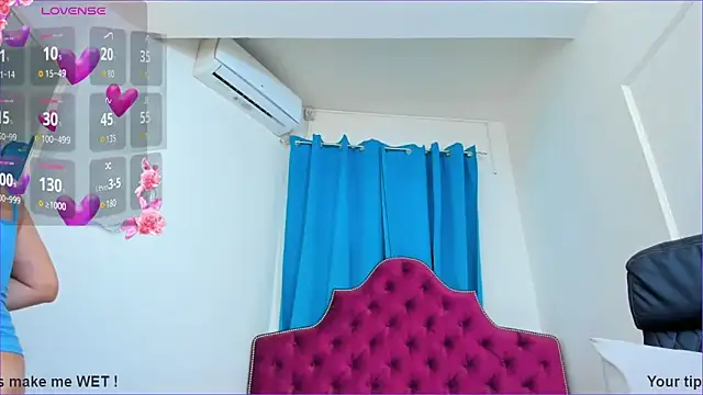 ninnadee's Live XXX Chat