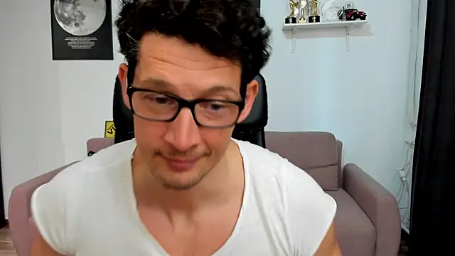 BrutusK08 – webcam-show