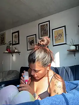 RachelWeisz_ – Live XXX-chat