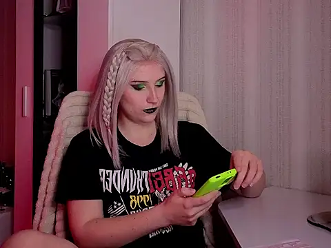 violet-siren-x's Live XXX Chat