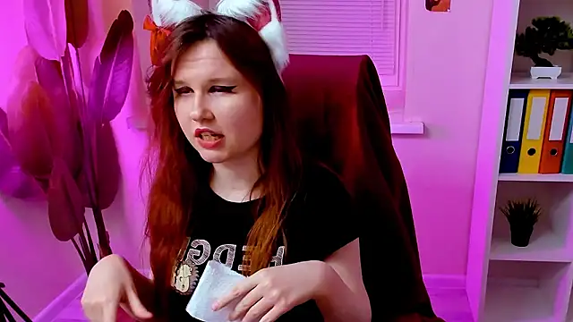 Онлайн чат XXX CarolGiggly