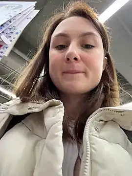 Czat XXX na żywo – Dina_Tease