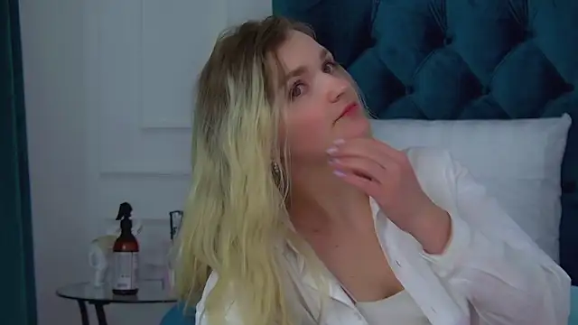 AnnyRaii Live XXX-Chat